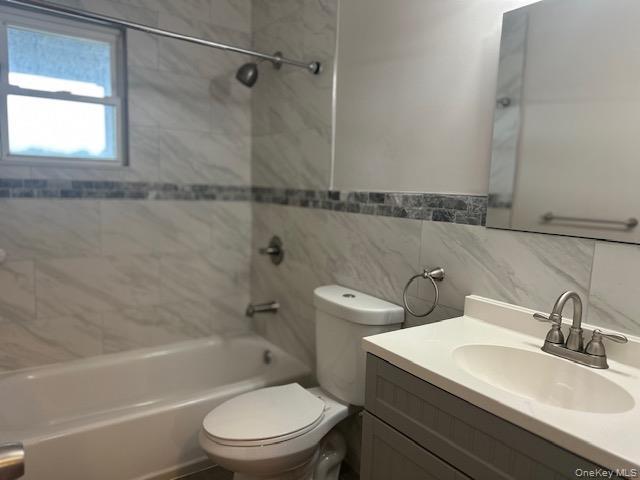 Foto del edificio - 312 Edwards Pl