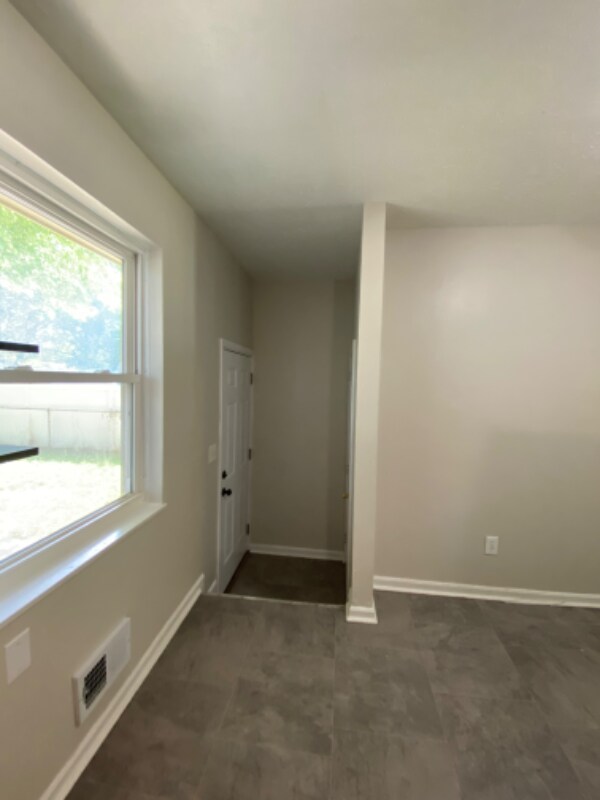Foto del edificio - 10107 Coralwood Dr