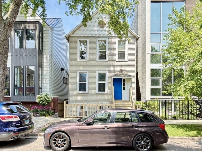 Building Photo - 2236 W Belden Ave