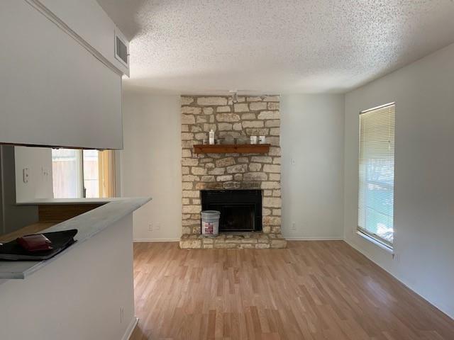 Building Photo - 9003 Sparkling Creek Dr