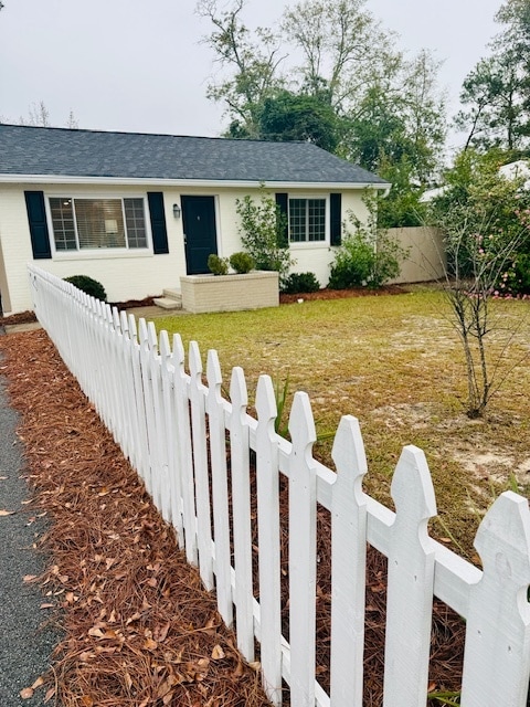 Building Photo - 3221 York Dr