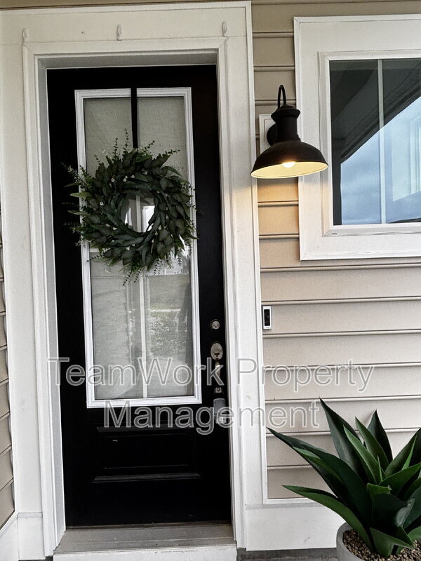 Foto del edificio - 214 Narrowleaf Ave