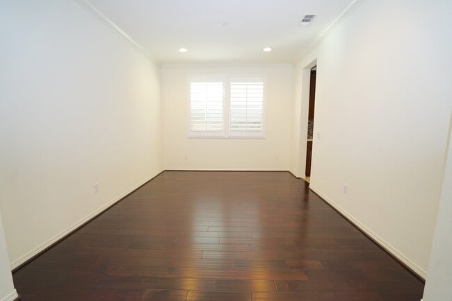 Building Photo - River Village 4 Bedroom Home in Santa Clar...