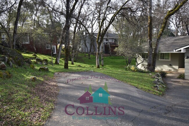 Foto del edificio - 14116 Lodgepole Dr