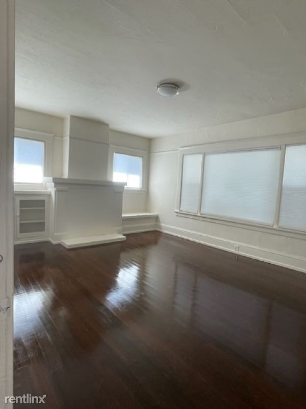 Foto del edificio - 2 br, 1 bath Duplex - 696 44th St