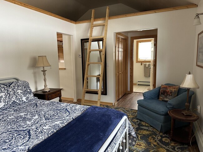Foto del edificio - 528 Twincreek Cir