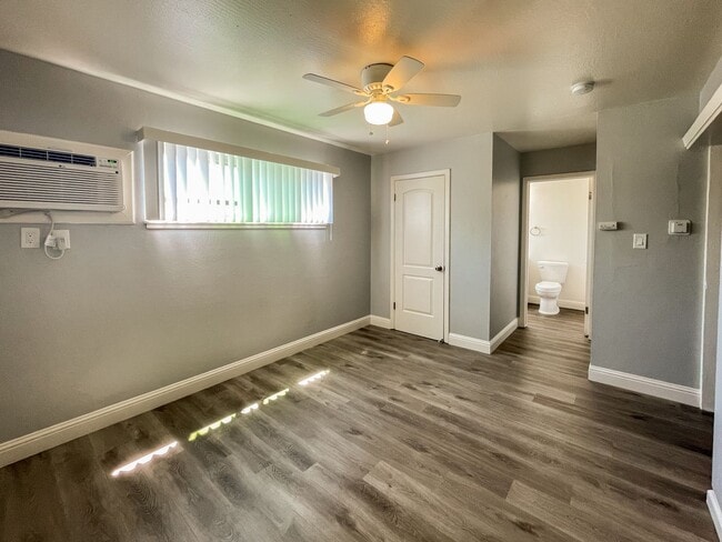 Foto del interior - Sunset Crossings at 3401 Balmoral Drive, S...