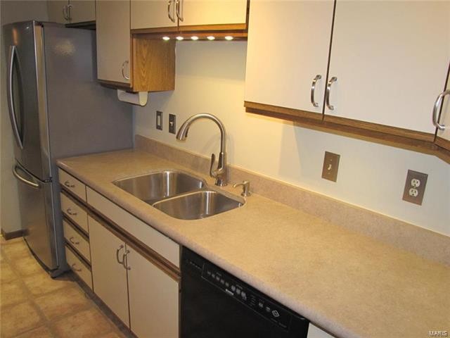 Building Photo - 4034 Morningview Ct