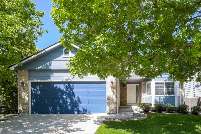 Foto principal - 13939 Harrison Dr