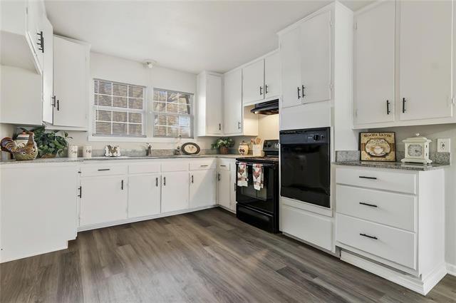 Foto del edificio - 4321 Quails Ln