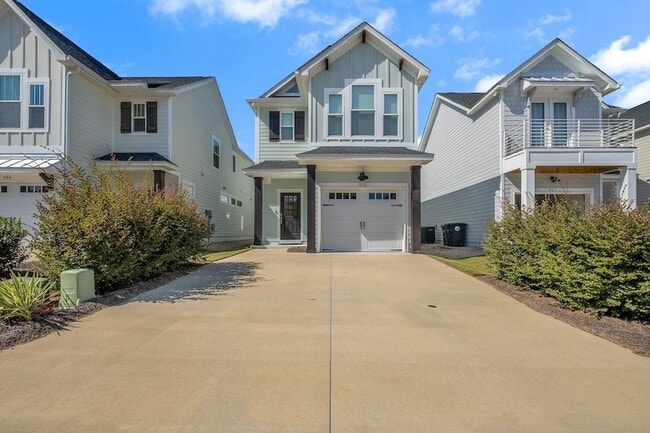 Foto del edificio - 458 Grand Oaks Rd