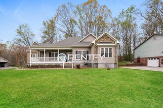 Building Photo - 5485 Styers Ferry Rd