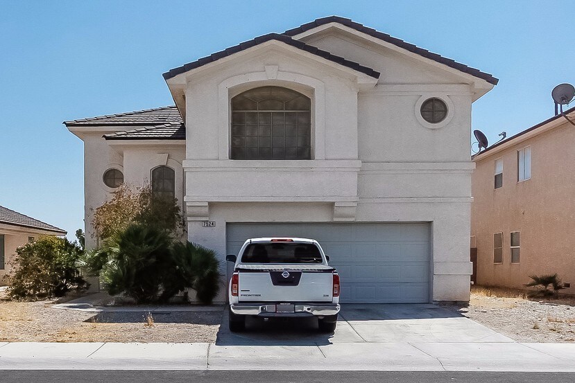 Foto principal - 7524 Wandering St