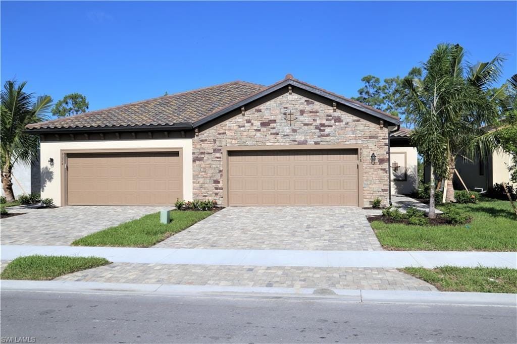 Building Photo - 9078 Woodhurst Dr