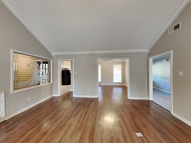 Foto del edificio - 4339 Crimson Leaf Cove