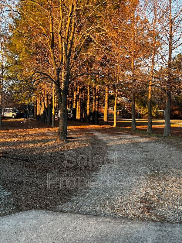 Foto del edificio - 3220 Horseshoe Trail