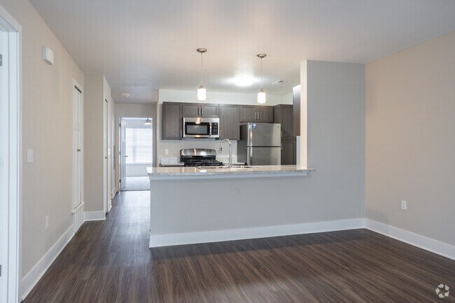 2BR, 2BA - Two Bedroom - Trade Winds Apartment Homes