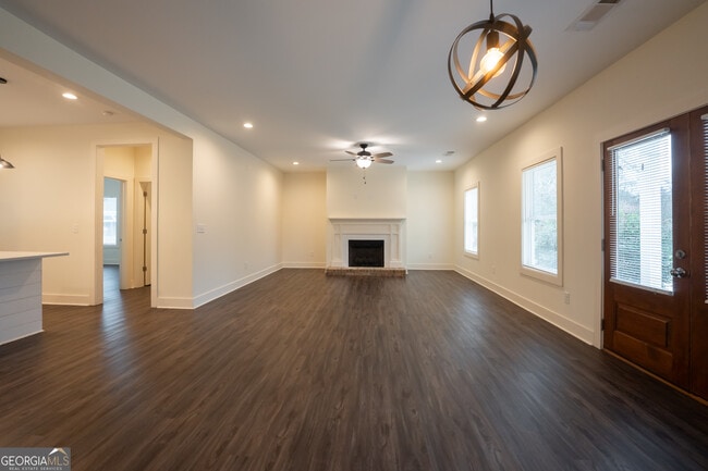 Foto del edificio - 1000 Bell Cir