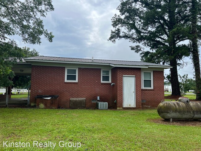 Building Photo - 2 br, 1 bath House - 1094 Jonestown Rd.