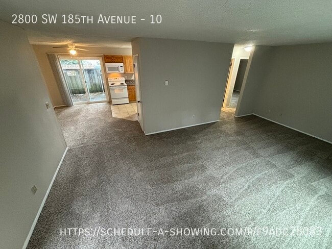 Building Photo - 2br Downstairs Unit w/W&D, Water, Sewer & ...