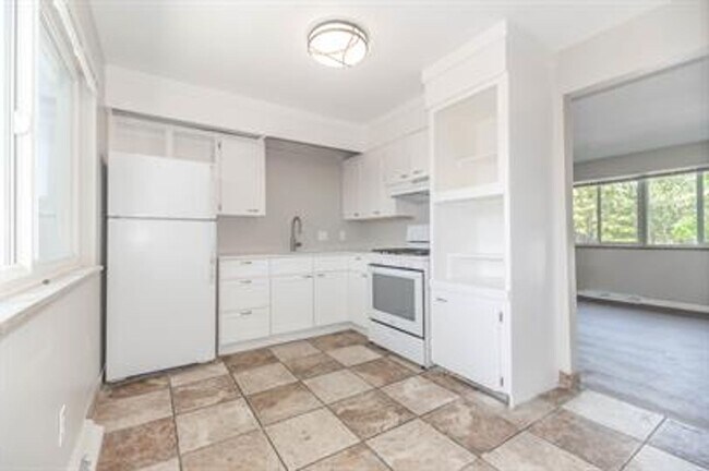 Foto del edificio - Walkup Style 2 Bedroom Townhome near Sloans Lake