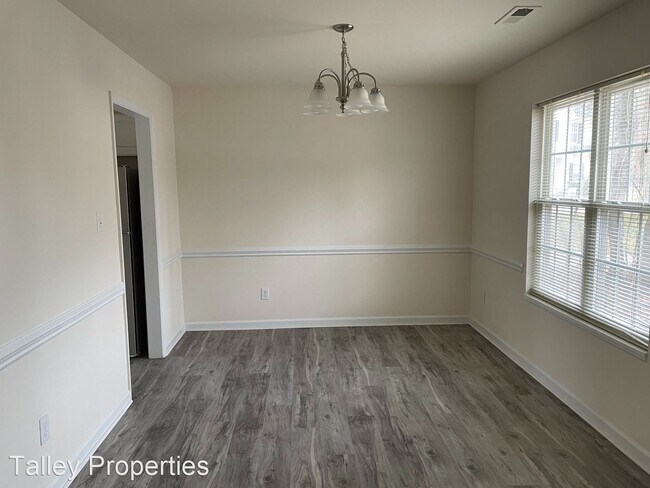 Building Photo - 3 br, 2.5 bath House - 6610 Cedar Cliff Drive