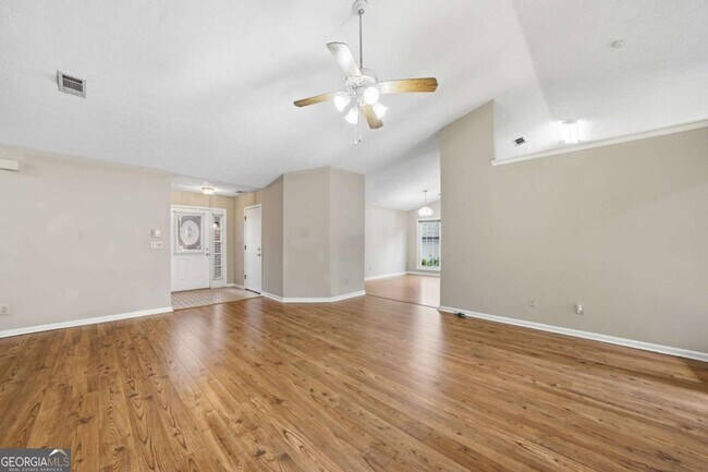 Foto del edificio - 3070 Bugle Dr