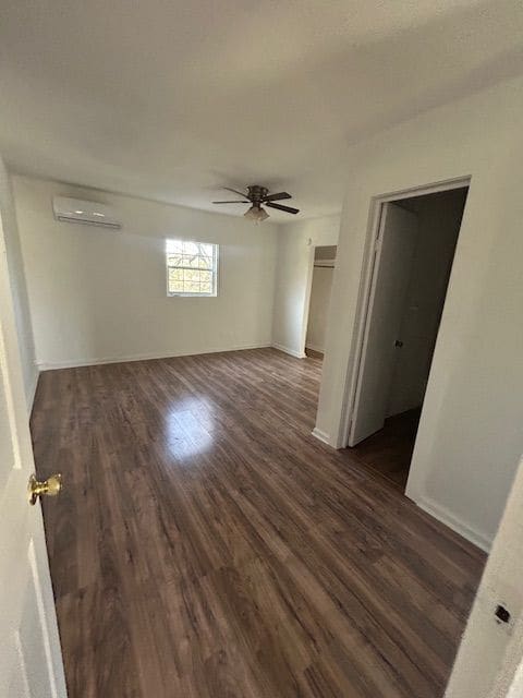 Building Photo - 211 W Washington St