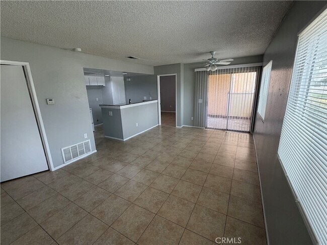 Foto del edificio - 3732 Oak Creek Dr