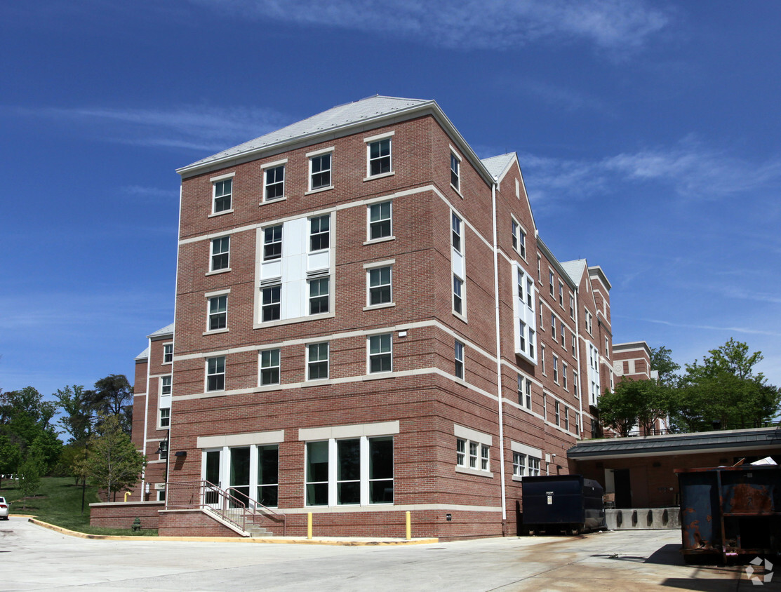 Building Photo - West Hall