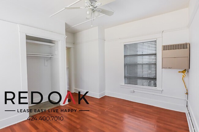 Foto del edificio - Stunning Completely Remodeled Studio With ...