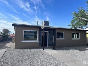 Building Photo - 4820 Tetons Dr