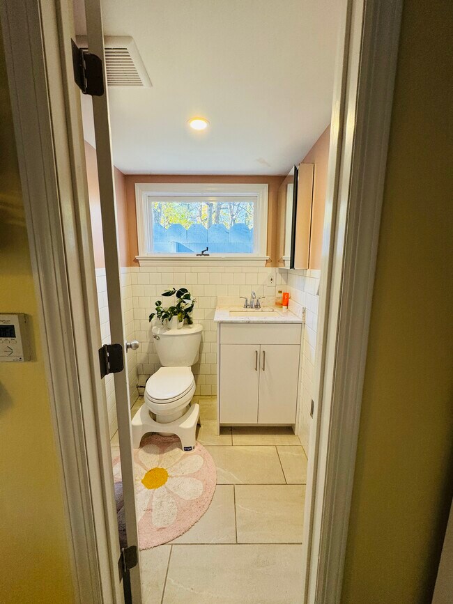 Foto del edificio - 134- 1 Wheatley Rd