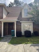 Building Photo - 928 Jefferson Dr