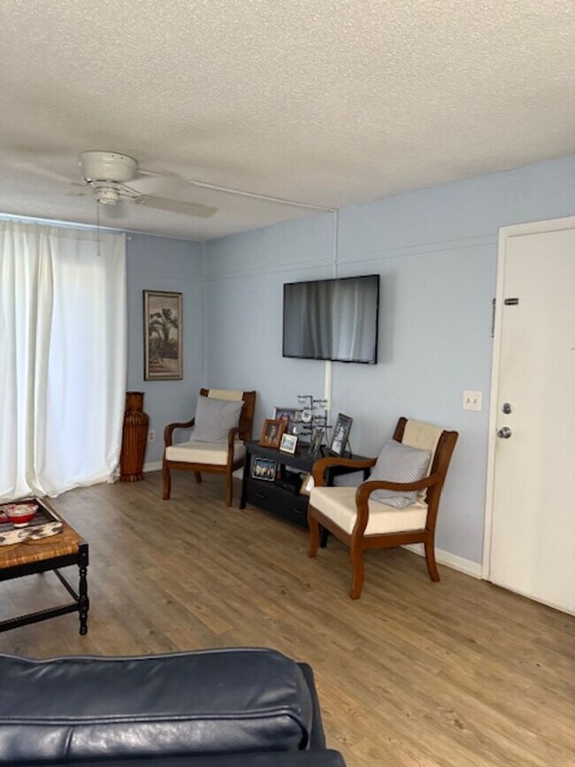 Foto del edificio - Salt Marsh Cove
