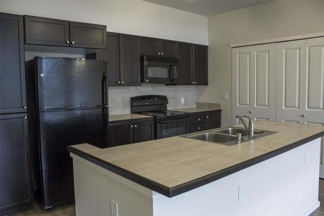Foto del edificio - 2 bedroom in Everett WA 98208