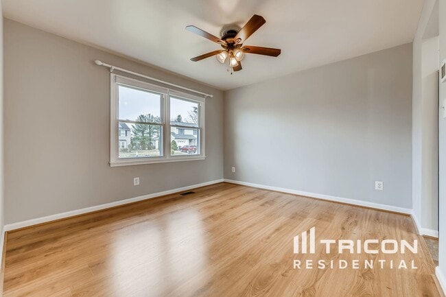 Building Photo - 5 Rosehill Ct