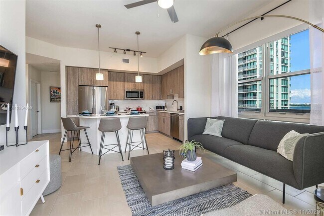 Building Photo - 2895 Biscayne Blvd