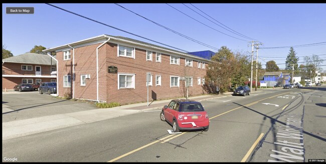 Building Photo - 1133-1135 Walt Whitman Rd