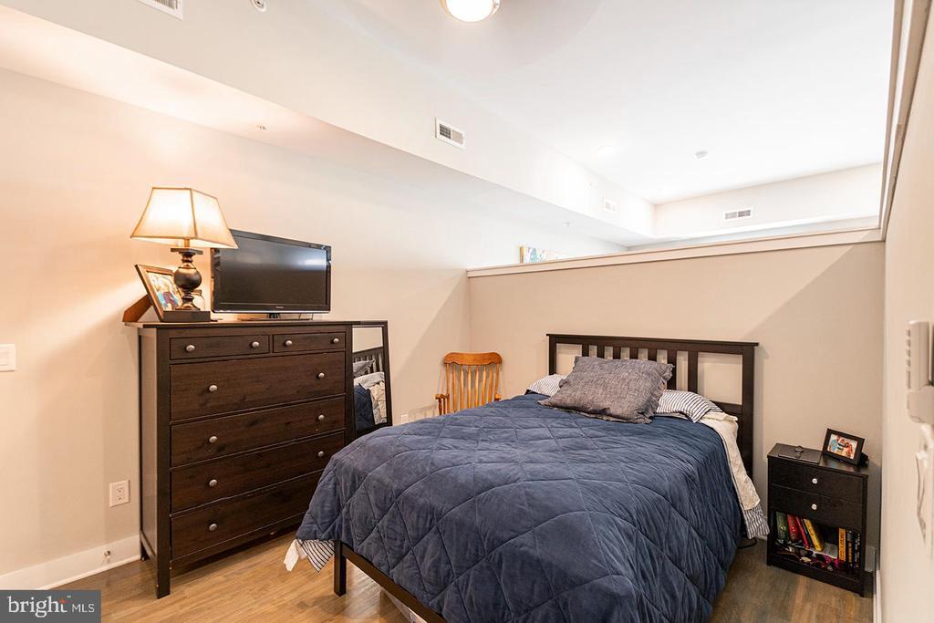Foto principal - 1607 Catharine St