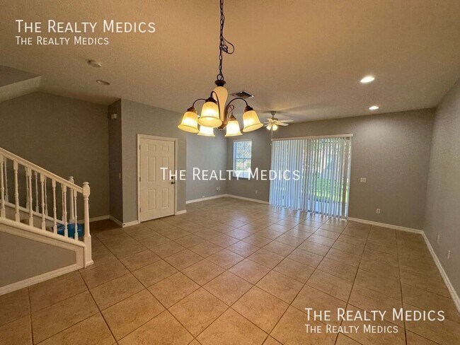 Foto del edificio - 5154 Fiorella Ln