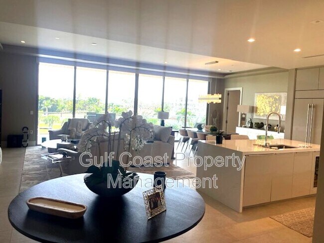 Foto del edificio - 1581 Gulf of Mexico Dr