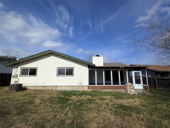 Building Photo - 12013 Grey Rock Ln