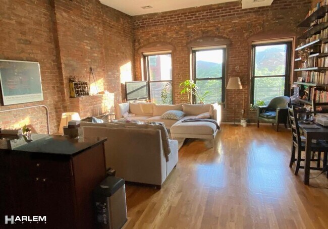 Foto del edificio - 246 W 132nd St