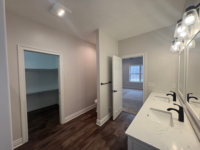 Foto del edificio - 205 Ridgeview Dr