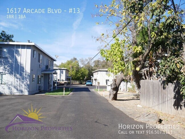 Building Photo - Cozy 1 Bed 1 Bath 700sqft Fourplex in Nort...