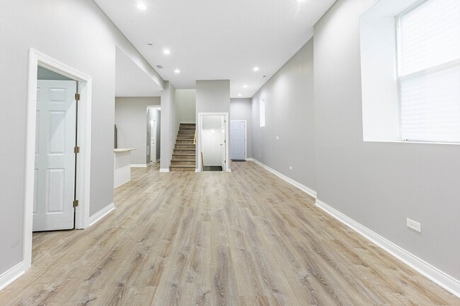 Building Photo - 2800 S Saint Louis Ave