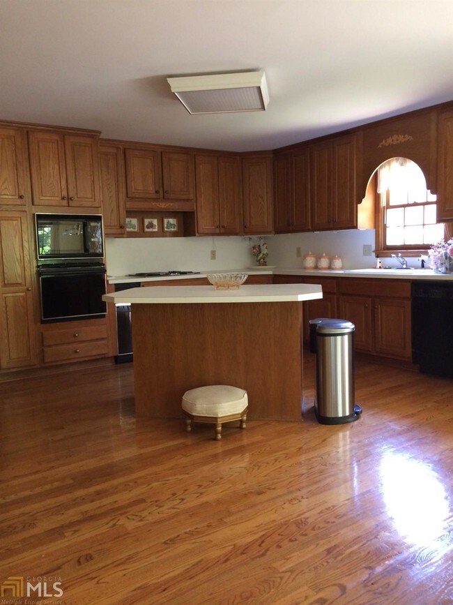 Foto del edificio - 6375 Brookline Ct