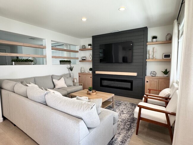 Foto del edificio - 297 Mildred St