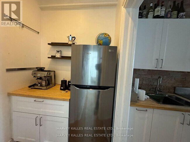 Photo du bâtiment - 678 Huron St